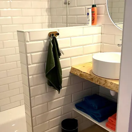 Holiday home Maison Entiere Cosy Calme Parking Animaux Ok